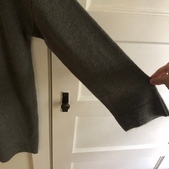 ASOS DESIGN knitted mini dress in fluffy yarn - Picture 6 of 7